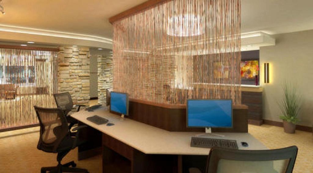 Ledgestone Hotel Yakima Ngoại thất bức ảnh